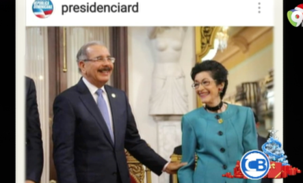 Presidente Danilo Medina Entrega Premio Nacional De Periodismo 2018 A Carmenchu Brusíloff