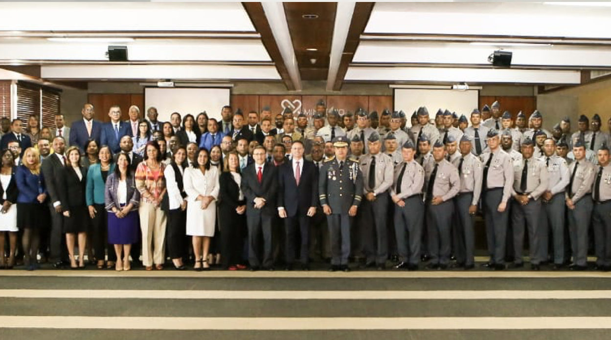 El Procurador Y El Director De La Policía Realizan Reunión De Trabajo Para Combatir Delincuencia