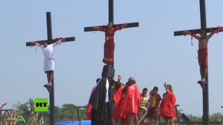 Filipinos Se Crucifican Voluntariamente En El Ritual De Viernes Santo