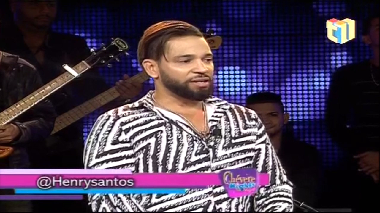 Henry Santos Recibe Una Visita Inesperada En Chévere Nights