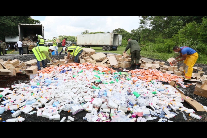 Video: Aduanas Incinera Miles De Medicamentos No Aptos Para Consumo