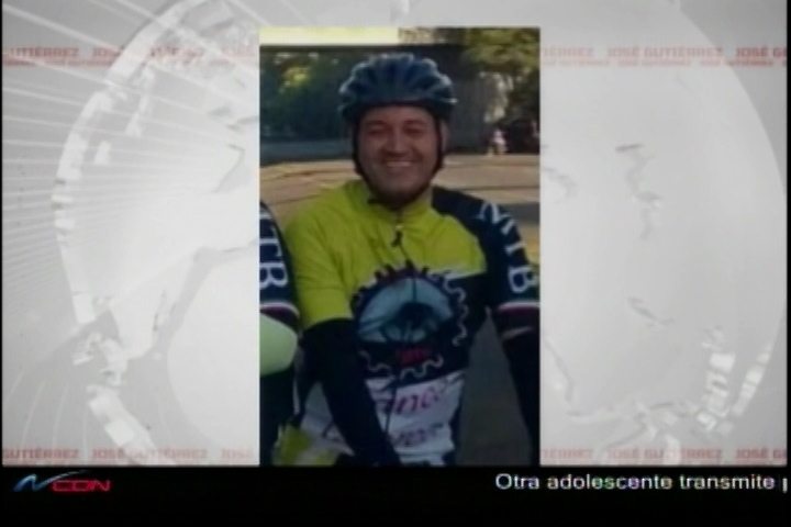 Atropellan Ciclistas En Av. Circunvalación Norte Santiago; Uno Muere Y El Otro En Estado Estable