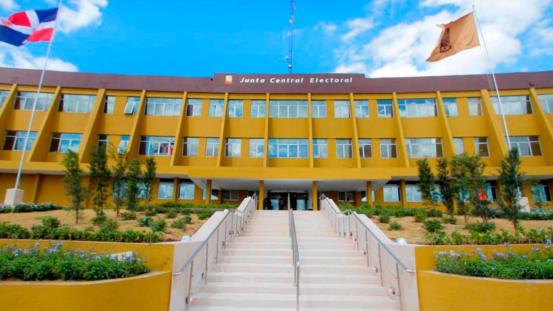 Decisión De La JCE Afecta A Candidaturas Congresuales Tras Inversión