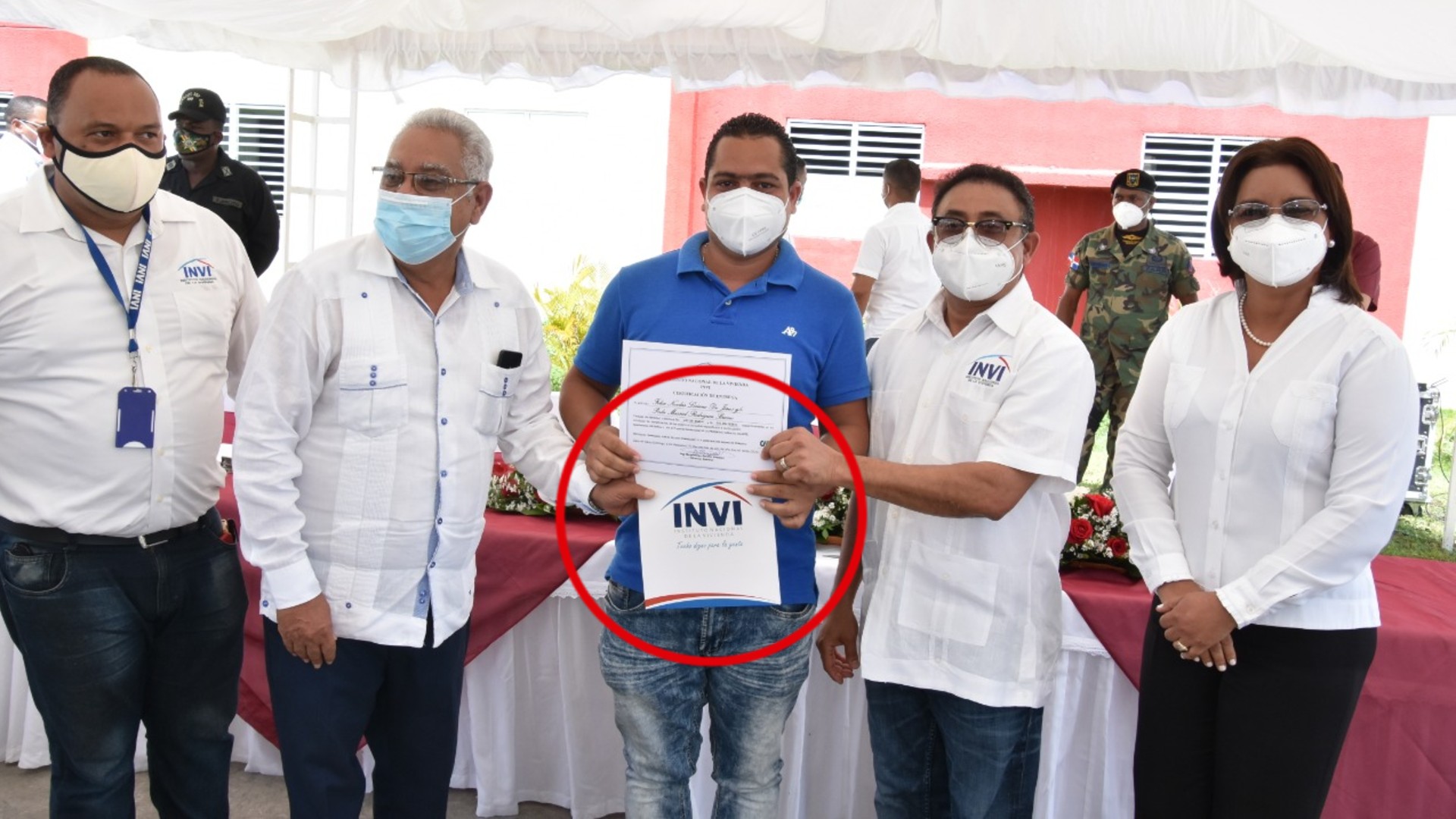 Denuncian Entregas De Apartamentos De Forma DISCRIMINADA