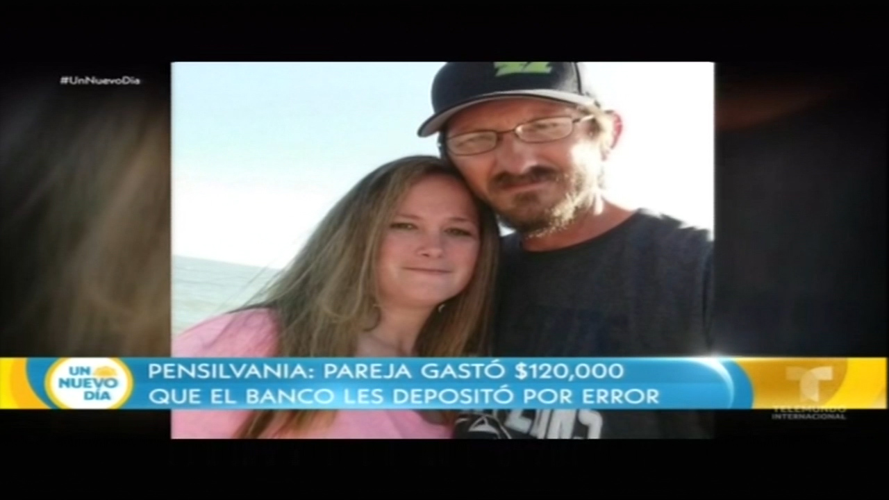 Pareja Gastó $120,000 Dólares Que El Banco Les Depositó Por Error