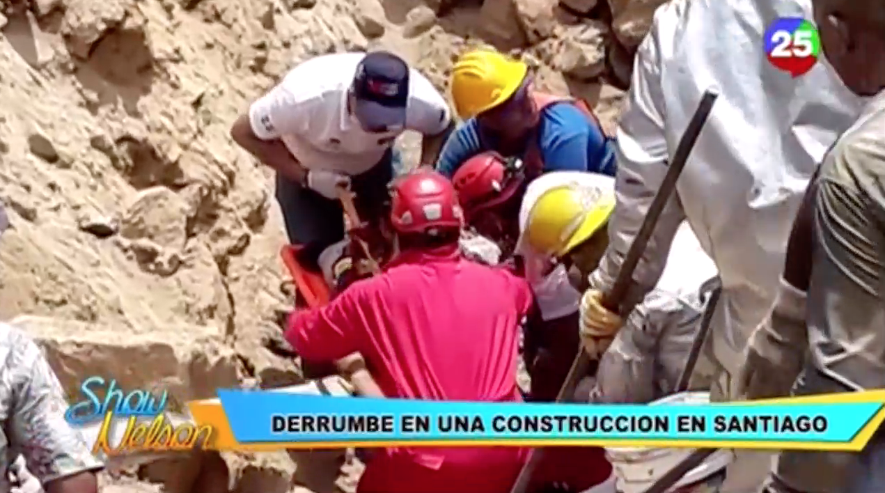 Derrumbe En Una Construcción En El área Monumental En Santiago