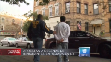 Arrestan Decenas De Inmigrantes En Redada En New York
