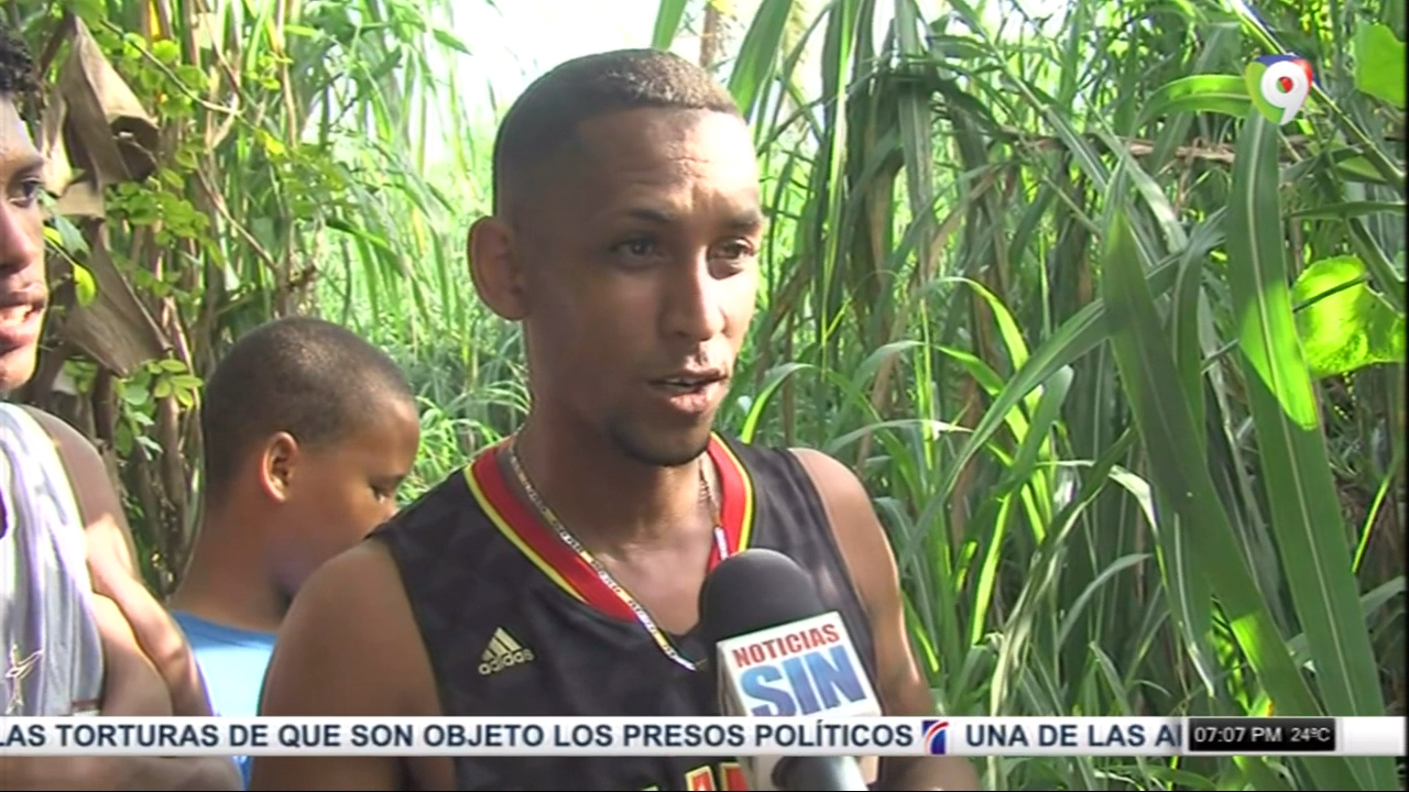 El Cocodrilo De La Cañada En Sabana Perdida Supuestamente Se Le Escapó A Un Pescador Que Lo Tenía Como Mascota