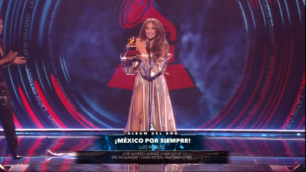 En Medio De ABUCHEOS Luis Miguel Gana A Mejor Álbum Del Año En Los Latin Grammy 2018