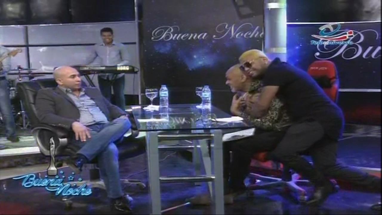 El Mayor Se Le Aparece A Nelson Javier En Medio De Una Entrevista Y Esto Fue Lo Que Pasó