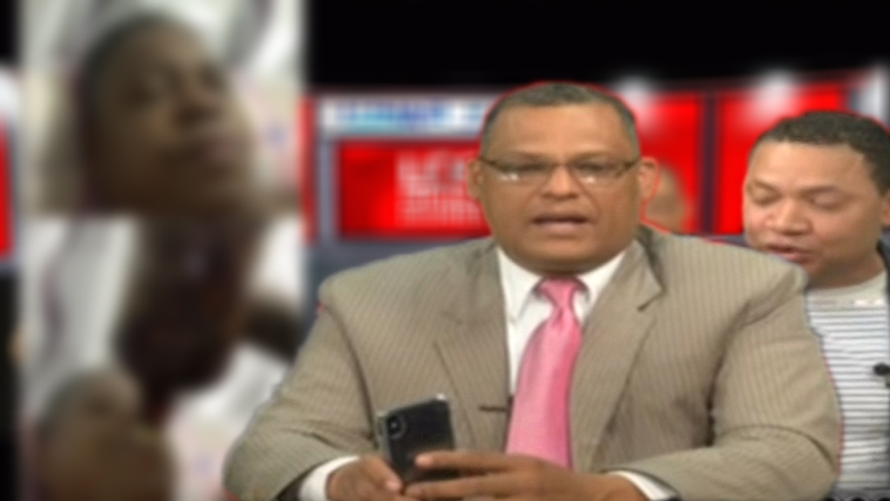 Los Opinadores: Las Transmisiones Por Facebook La Han Cogido De Relajo “AHORITA VIENE UN TIPO ACOSTADO EN SU CAMA”