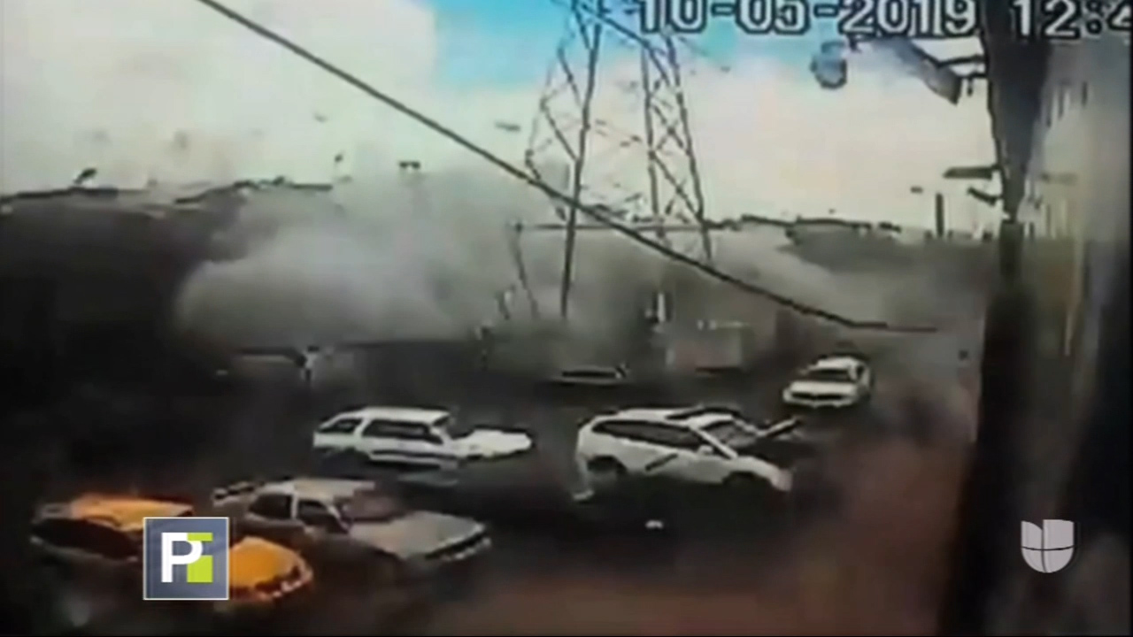 Explosión Hace Volar En Pedazos Fabrica De Pólvora En Colombia