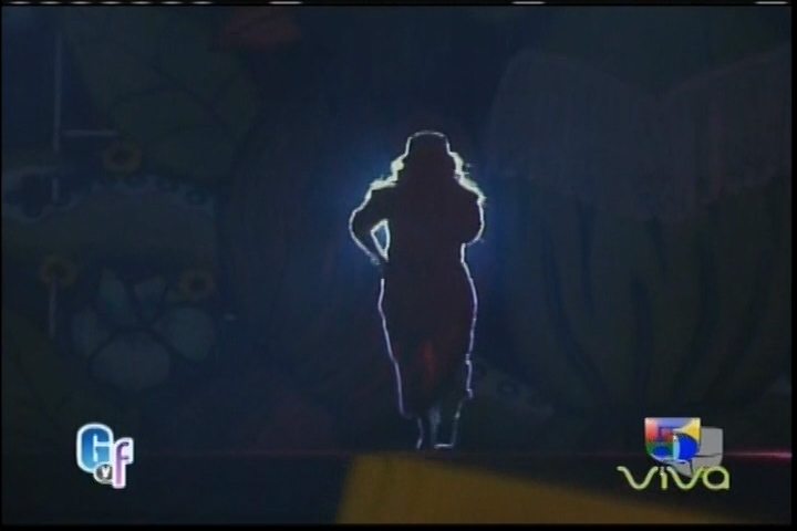 Polémica Por Holograma De Jenni Rivera
