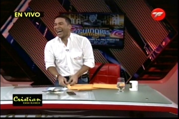 Cristian Casablanca Presume Lujoso Lamborghini