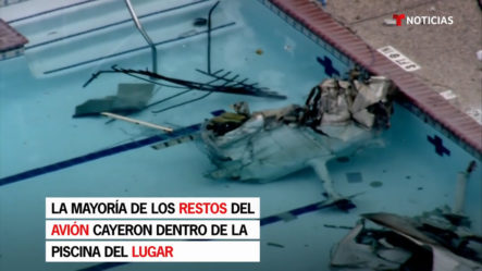 Una Persona Murió Después De Que Un Pequeño Avión Cayera Dentro De La Piscina De Un Centro Comunitario.