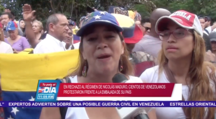 En Rechazo Al Régimen De Nicolás Maduro Cientos De Venezolanos Protestaron Frente A La Embajada De Su País