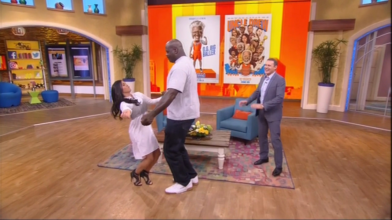 Shaquille O’neall  Baila Con Francisca Lachapel Y Alan Tacher En Despierta América