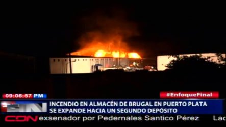 Incendio En Almacén De Brugal En Puerto Plata Se Expande Hacía Un Segundo Depósito