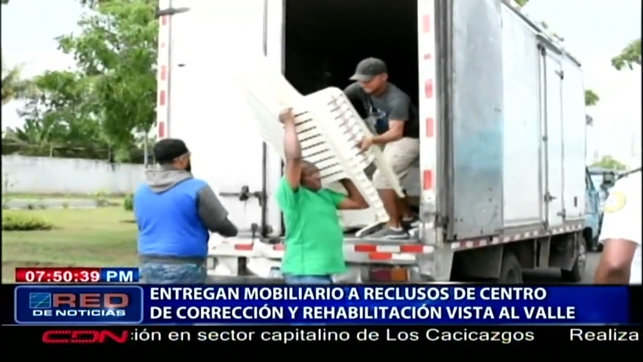 Entregan Mobiliario A Reclusos De Centro De Corrección Y Rehabilitación Vista Al Valle