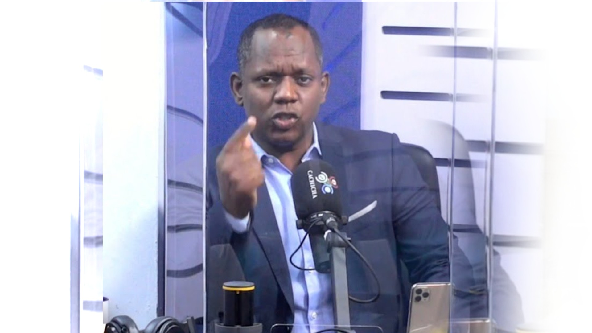 ¡Falta Dirección En La Comunicación Del Gobierno! Según Francis Blanc