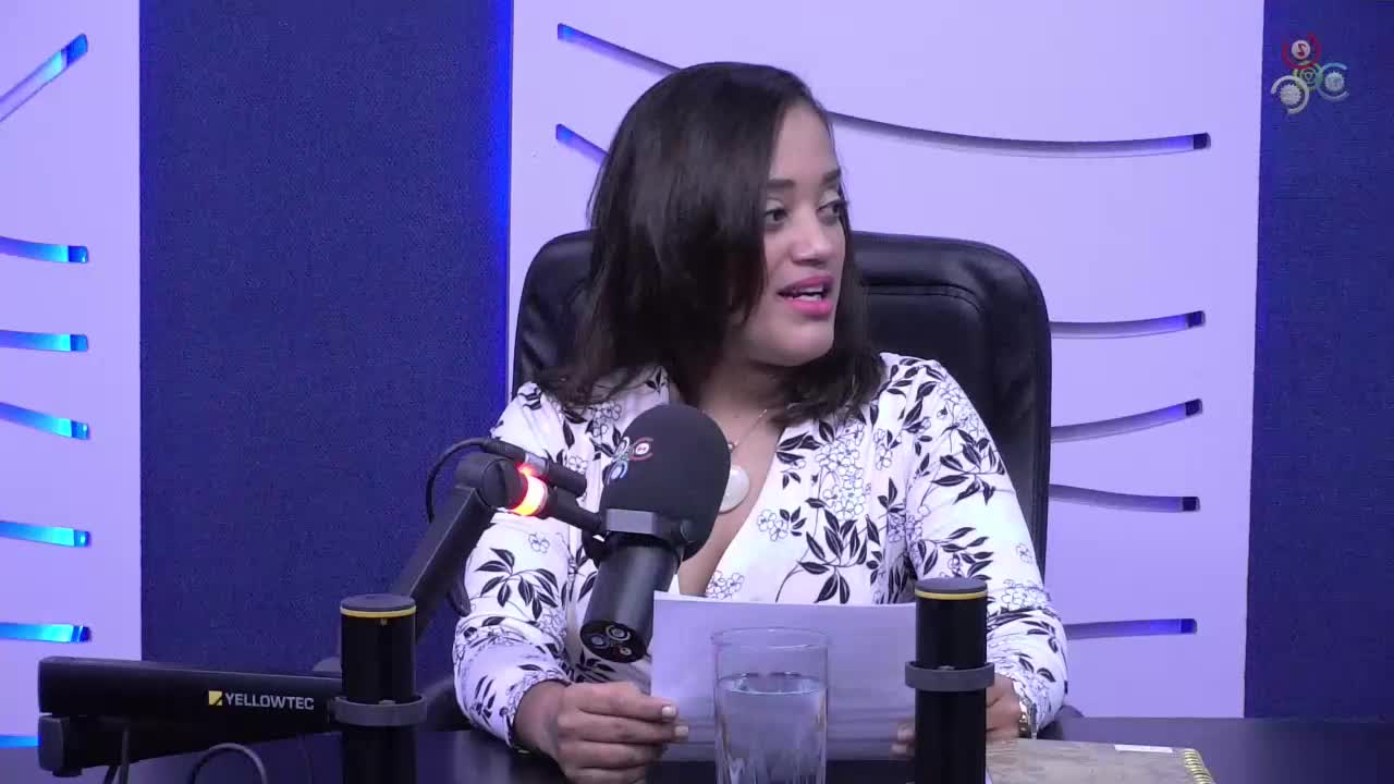 Gloria Reyes Acudió A Invitación Del Senado – 6to Sentido By Cachicha2