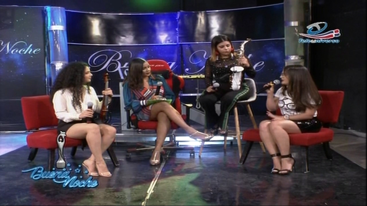 Entrevista A DJ Luz, La Violinista Ruth Herrera Y La Saxofonista Nayaded En Buena Noche TV