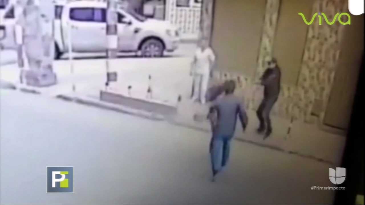 Captado En Cámara Momento En Que Hombre Mata A Su Ex Pareja A Tiros