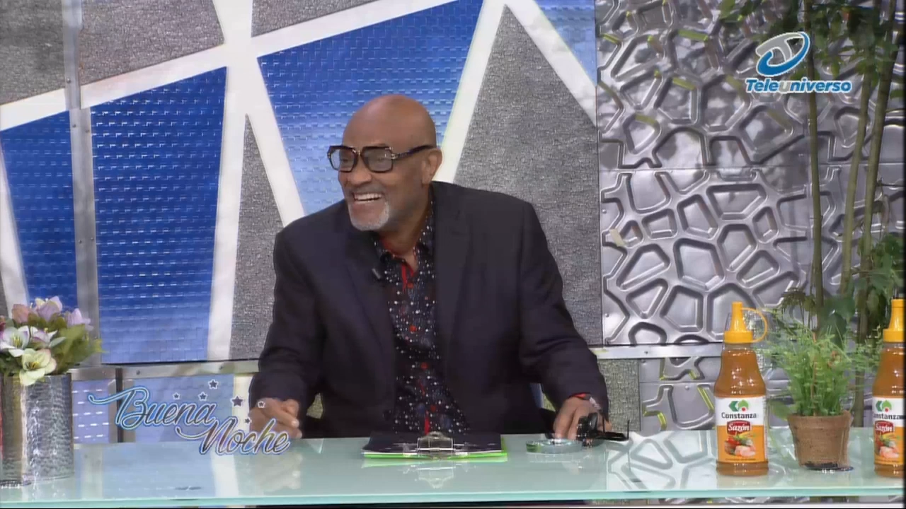 “Cuando Se Te Sale El Dominicano Interior” La Fórmula Original Del Dominicano | Buena Noche 