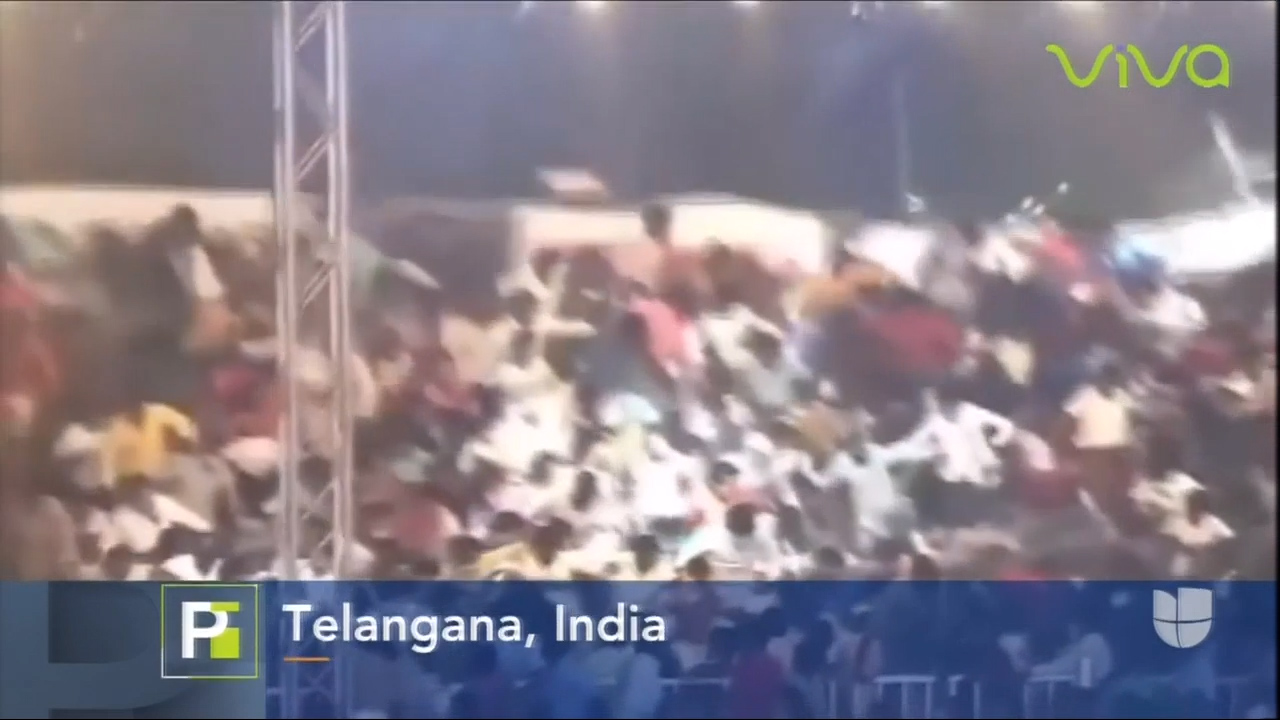 Momento En Que Una Grada Con Mas De 2000 Personas Se Derrumba