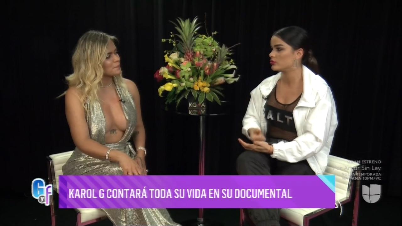 Karol G Junto A Clarissa Molina Habla Sobre El Documental Que Contará Toda Su Vida