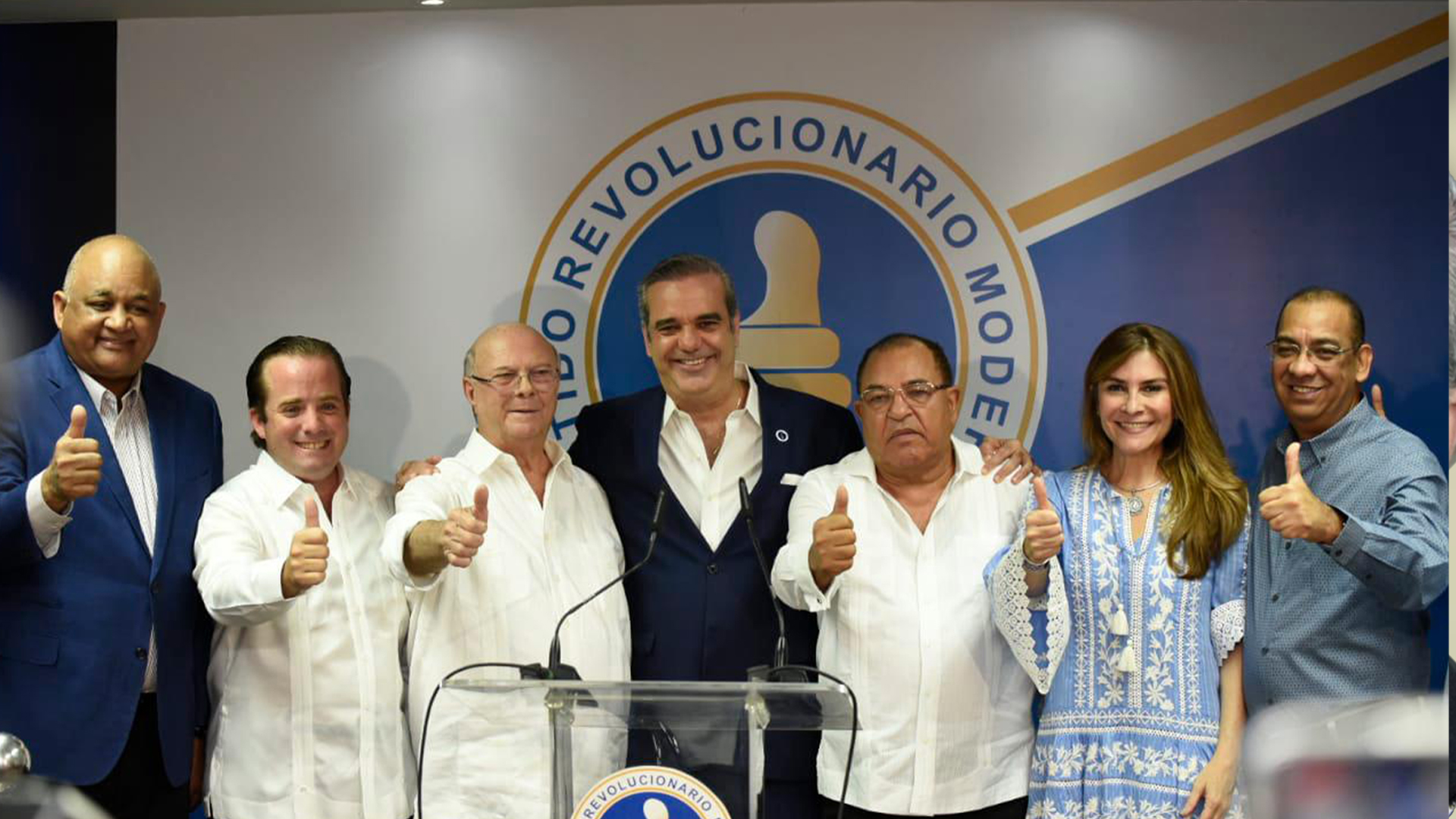 ¿Habrá Que Quitarle La Viña Al PRM? Cuestiona Ray González