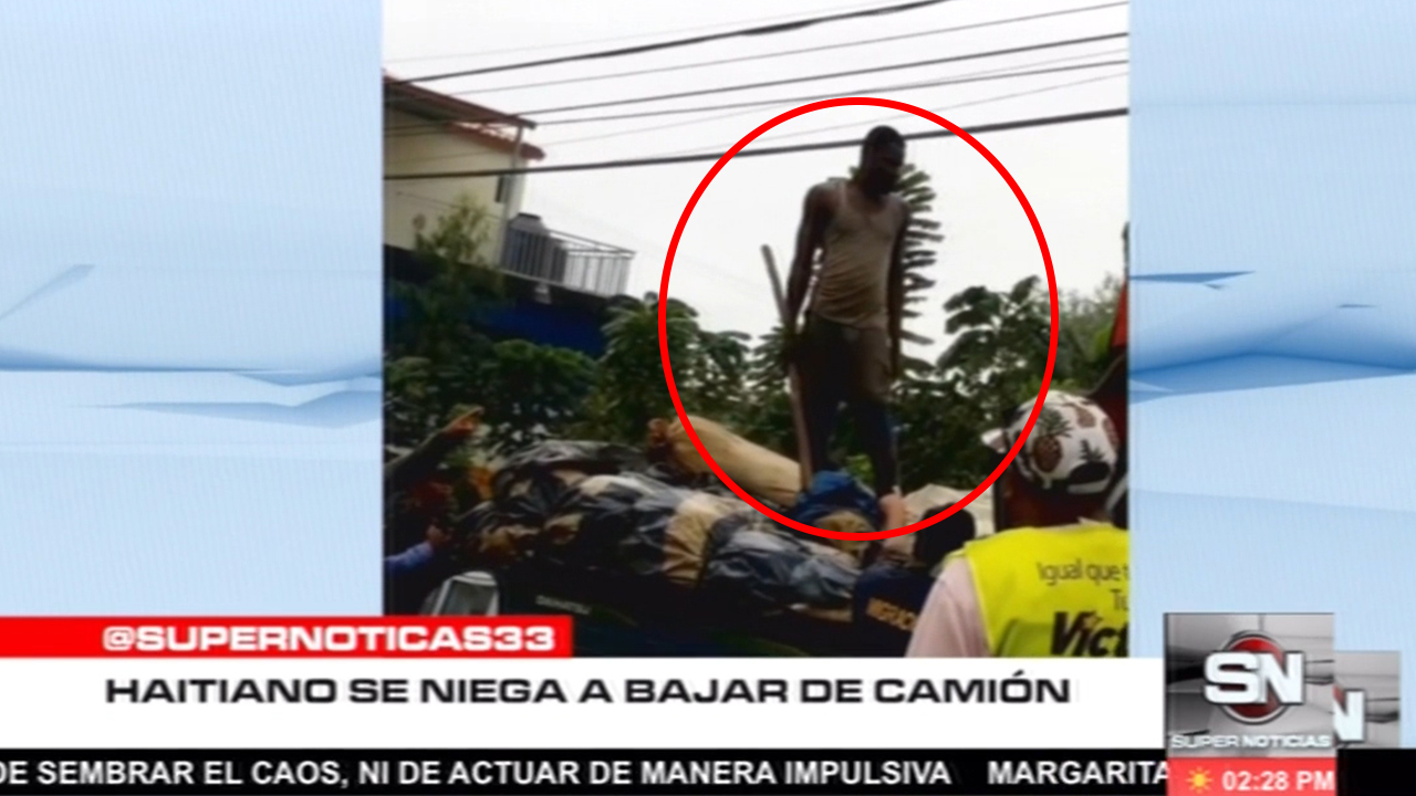 Haitiano Se Niega A Bajar De Camión