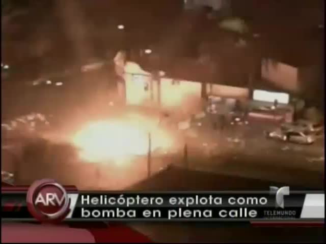 Helicóptero Explota En Medio De Una Calle #Video