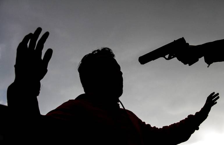 Delincuentes Matan Comerciante Delante De Su Esposa E Hija De 8 Años