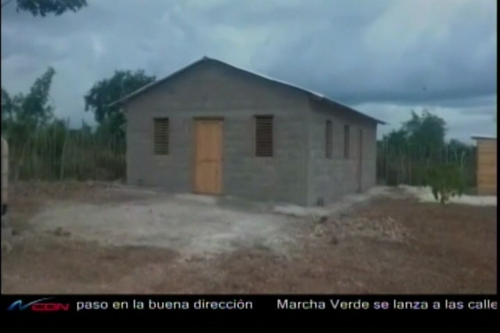 Manzanillo Preocupación Por Una Iglesia Cristiana Construida Por Haitianos