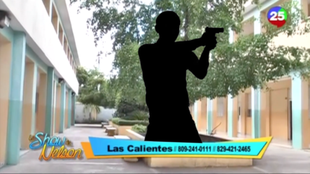¡Increíble! Un Niño Introduce Un Arma De Fuego A Una Escuela En República Dominicana