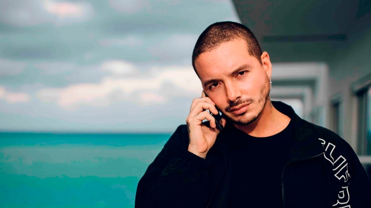 J Balvin Habla Sobre La Diferencia Entre La Depresión Y La Tristeza