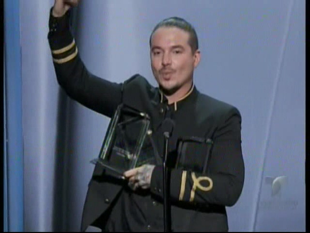 J Balvin Gana En Premio Billboard Como Artista Del Año #Video