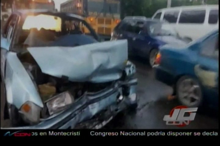 Accidente En Av. Circunvalación Con Concho De La Ruta M En Santiago