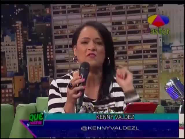 Kenny Valdez Le Echa Un Boche A Las Mujeres Del Medio De Santiago #Video