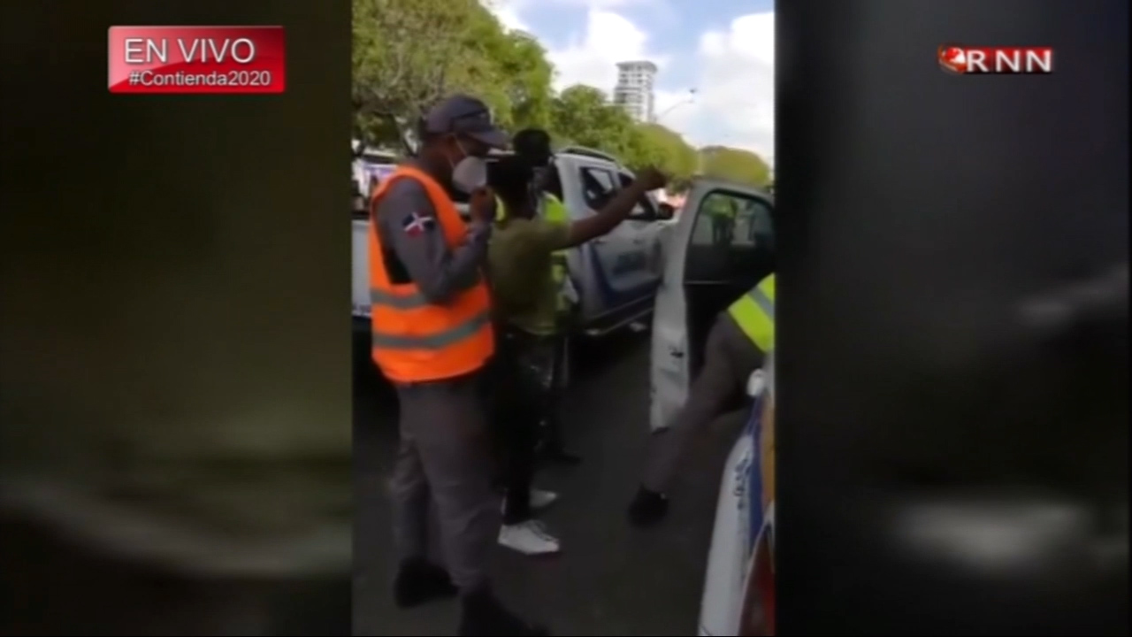 Individuo Llega Con Un Machete A Votar Y Mira Lo Que Paso