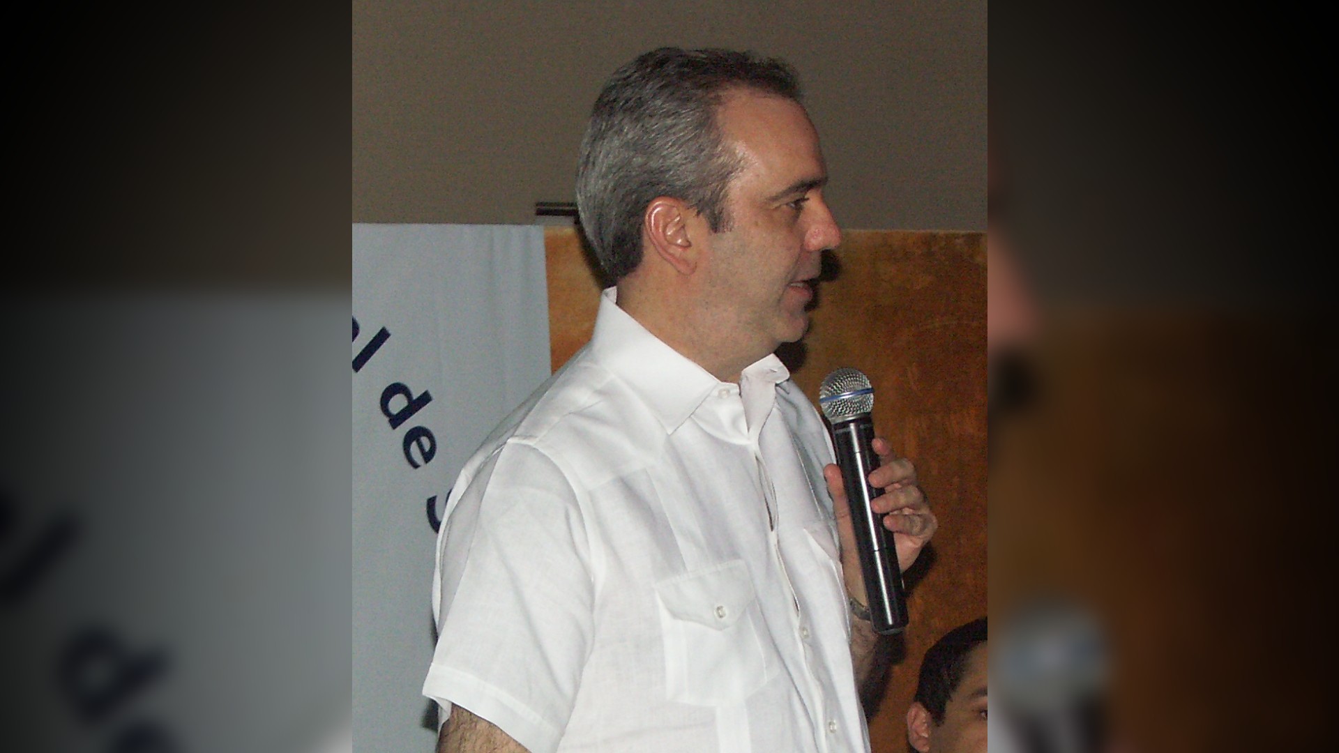 La Veracidad Sobre La Doble Nacionalidad De Abinader