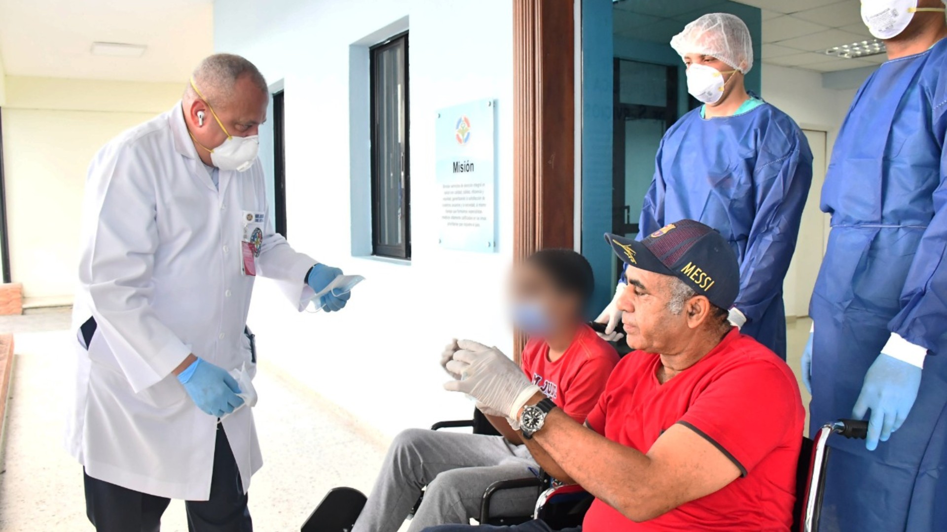 Le Piden 2,500 Dólares En El Médico Por No Tener Seguro Y Sin Siquiera Atenderla