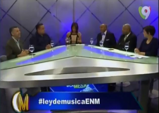 Debate: La Ley De Musica En Esta Noche Mariasela #Video