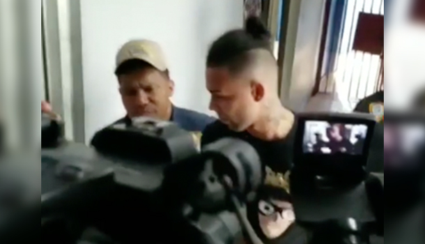 Lírico En La Casa “Rompe El Silencio” Y Habla De Lo Sucedido En La “cabaña Turística”