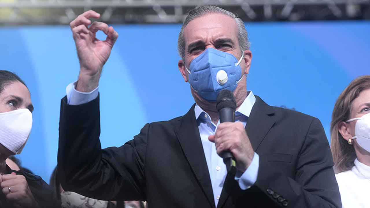 El Único Reto De Abinader Es No Desencantar A La Población