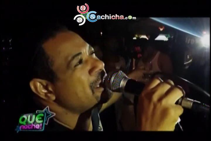 Luis Vargas Y Anthony Ríos Cantando En Karaoke