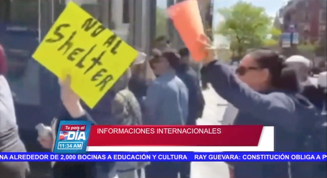 Marchan En Alto Manhattan Contra Instalación Albergue Para Desamparados