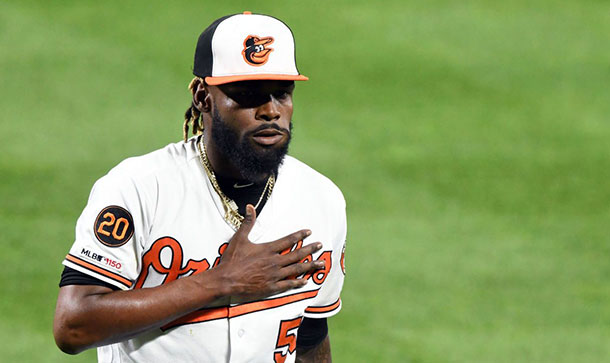 Asaltan Pelotero Miguel Castro En Estadio De Béisbol De La Romana