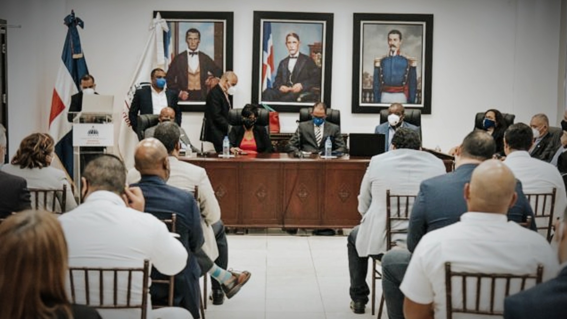 Ministerio De Educación Busca Democratizar Compras